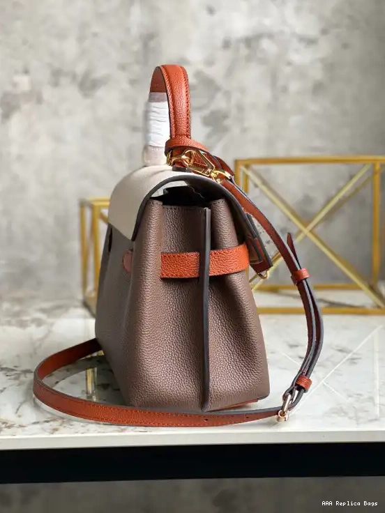 Aaa replica ru EVER VUITTON LOUIS LOCKME BB 0625